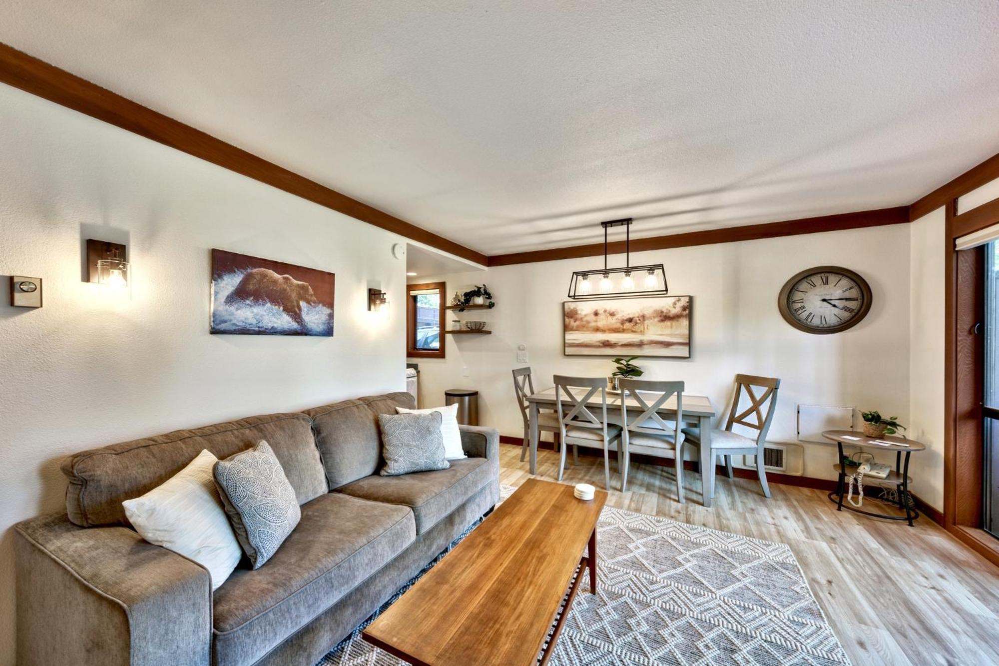 Beautiful Remodeled Condo In Tahoe City Eksteriør bilde